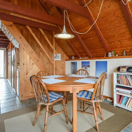 3 Bedroom Beautiful In Romo *
